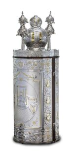 Shekhina Torah Case - Image 3
