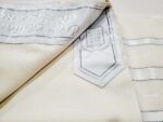 Non-slip White and Silver Sephardic Tallit Tashbetz