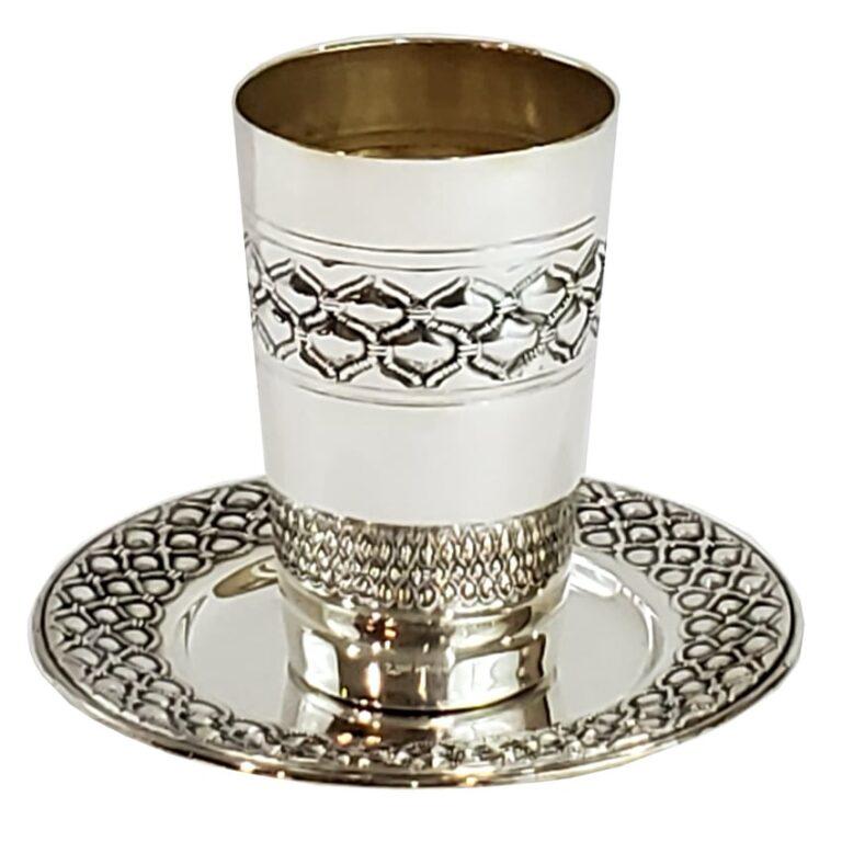 Groom kiddush cup set with modern buot bubble pattern