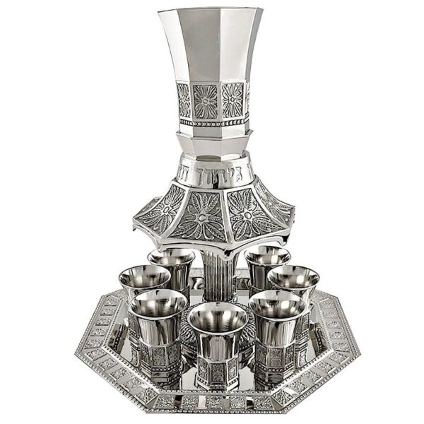 Rivers of Eden wine fountain and divider